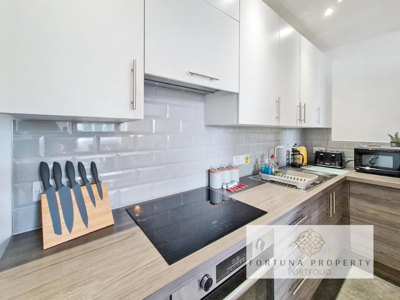 Margaret's Loft By Fortuna Apartment Cheltenham